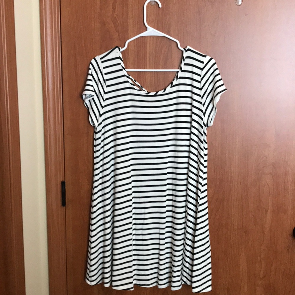 Women’s short dress